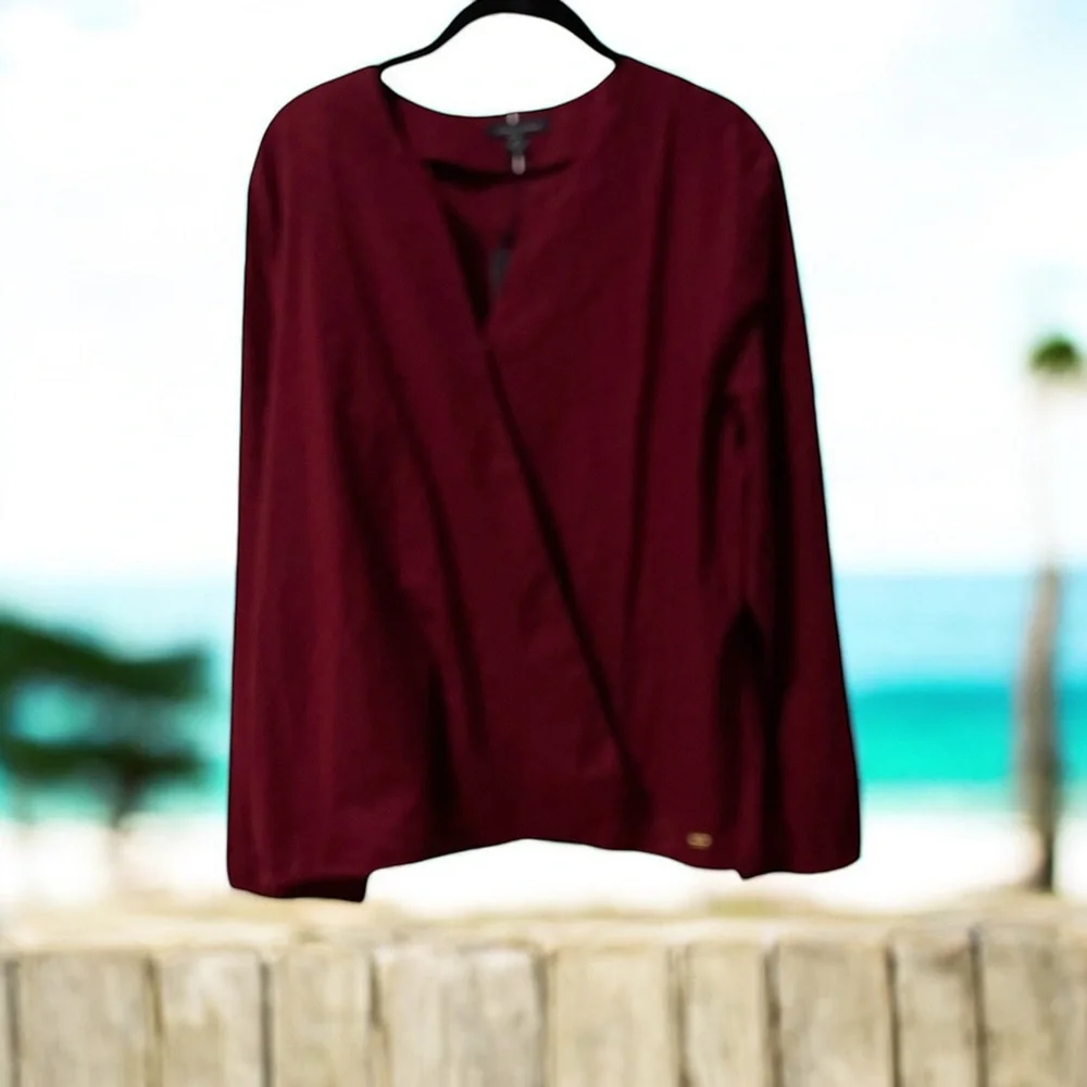 Tommy Hilfiger Womens Top Size XXL Burgundy w/Imprint Design New w/Tags